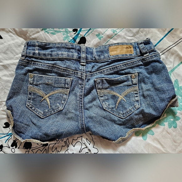 All 3 shorts for $20 - Picture 5 of 8